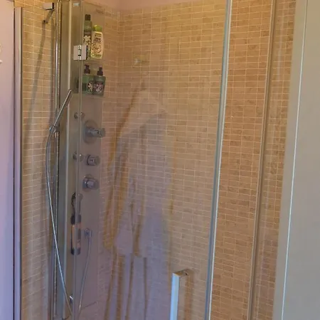 Alojamento de Acomodação e Pequeno-almoço La Provenzale