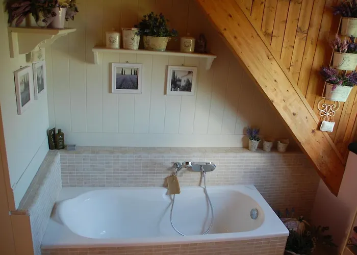 La Provenzale 3* Tornolo